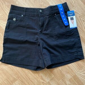 Dakota Blue Mid-rise Shorts, size 10, black